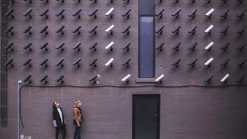 Nowoczesny monitoring IP – klucz do bezpieczeństwa firmy i domu